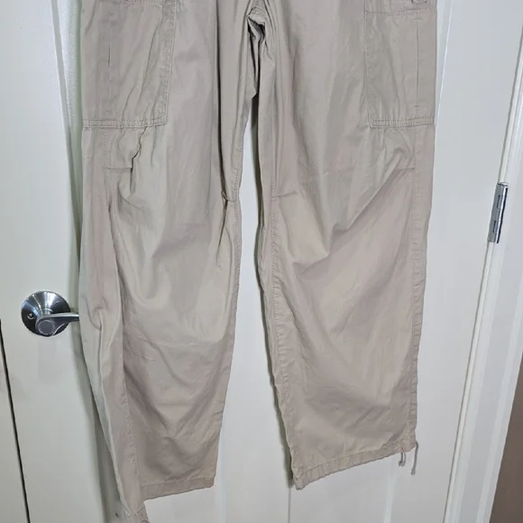 3/$30 Refuge Tan Cargo Pants Relaxed Fit Cotton - Picture 4 of 7